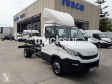 Utilitaire châssis cabine Iveco 35C15