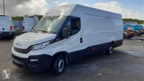 Fourgon utilitaire Iveco Daily 35S16V16