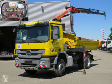 Camion Mercedes Actros 1832 2-Achs Kipper Kran Funk 3xhydr+Greifer ribaltabile trilaterale usato