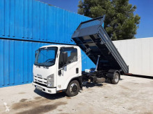 Utilitaire benne tri-benne Isuzu NKR