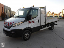 Veículo utilitário carrinha comercial basculante estandar Iveco Daily