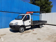 Veículo utilitário comercial estrado caixa aberta caixa aberta Iveco Daily 35C18