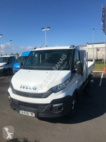 Nyttobil med flak Iveco Daily 35C16