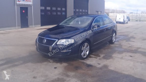 Voiture berline Volkswagen Passat 1.9 TDI (AIROCONDITIONING)