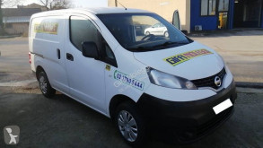 Fourgon utilitaire Nissan NV200