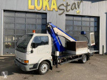 Furgoneta plataforma elevadora sobre camión Nissan Cabstar 3.0 TD