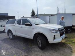 IsuzuD-MAX