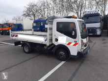 Camioneta standard Renault Maxity 130.35