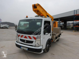 Úžitkové vozidlo pracovná plošina na automobilovom podvozku Renault ET 30 E