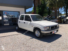 Furgoneta coche pick up Toyota HiLux 2.4 TD
