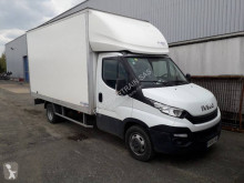 Utilitaire caisse grand volume Iveco Daily 35C16
