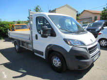 Peugeot Boxer 2,2L HDI 130 CV Devirmeli araç standart ikinci el araç