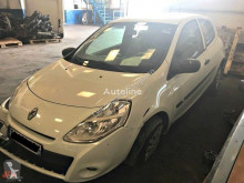 véhicule utilitaire voiture citadine