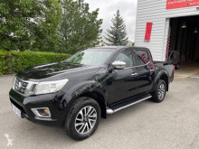 Furgoneta Nissan Navara vehículo comercial usada
