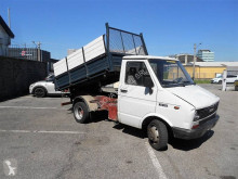 Furgoneta Iveco Daily 35.8 furgoneta volquete volquete trilateral usada