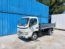 Úžitkové vozidlo Toyota Dyna 35.25 sklápacie vozidlo trojstranne sklápateľná korba ojazdený
