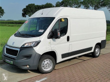 bedrijfswagen bestelwagen