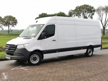 bedrijfswagen bestelwagen