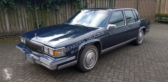 Voiture berline Cadillac De Ville. 8 Cil.automaat
