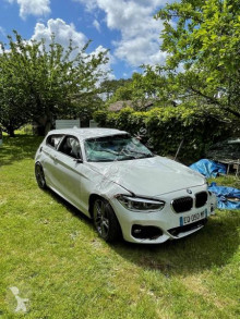 véhicule utilitaire voiture coupé