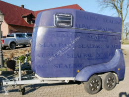 Böckmann Anhänger Pferdetransporter 1,5 Pferde Heckklappe schwenkbar