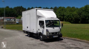 Camion fourgon Nissan occasion