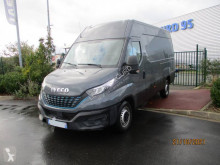 Fourgon utilitaire Iveco Daily Hi-Matic GNV