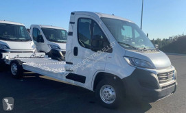 Fiat Kastenaufbau Nutzfahrzeug für große Volumen Ducato