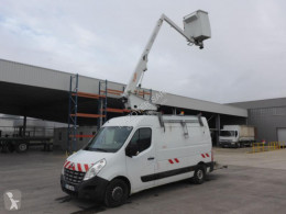 Utilitaire nacelle Renault Master 125 DCI