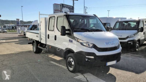 Nyttobil med flak standard Iveco Daily 35C14D