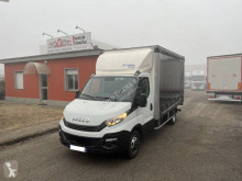 Iveco haszongépjármű ponyvával felszerelt platós Daily 35C16
