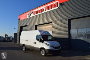 Fourgon utilitaire Iveco Daily 35-140 12M3 ROUES SIMPLES