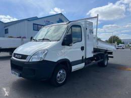 Utilitaire benne standard Iveco Daily 35C18