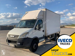 Fourgon utilitaire Iveco Daily 65C18