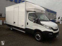 Utilitaire caisse grand volume Iveco Daily 35.150