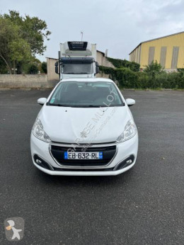 Peugeot2081.6 HDI STE