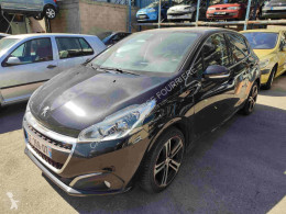 Peugeot208