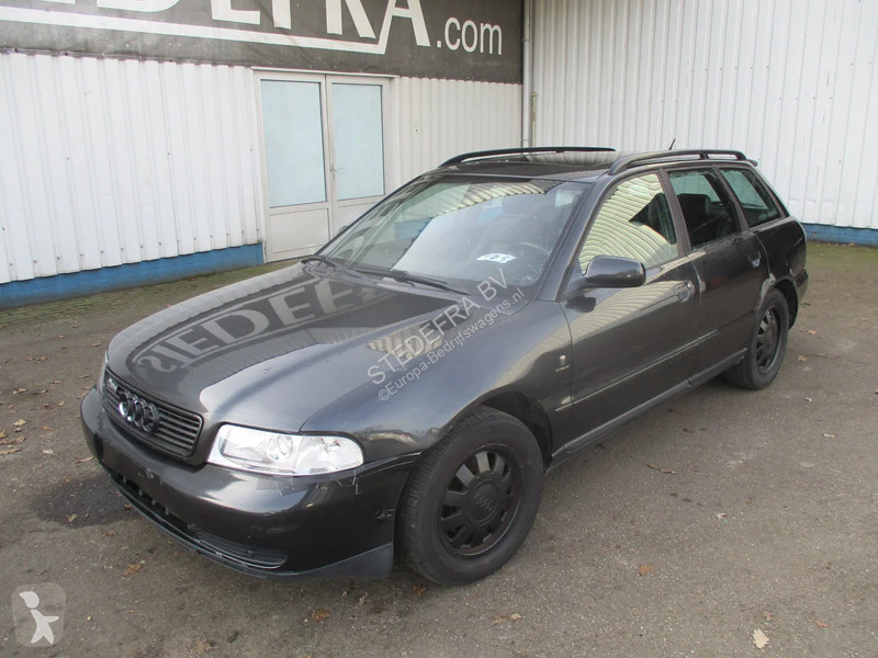 Véhicule utilitaire Audi Avant 1.9 tdi , S-Line...