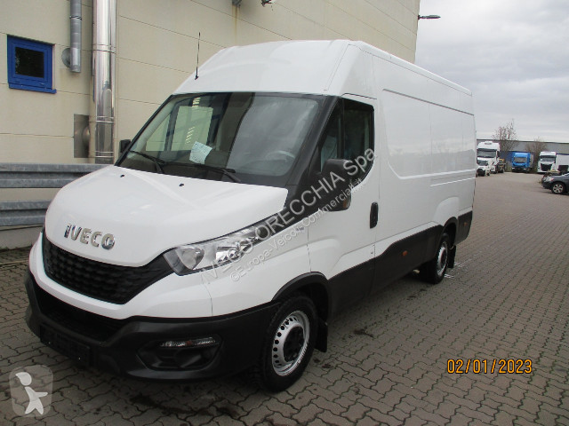 Furgoneta Iveco DAILY 35S16