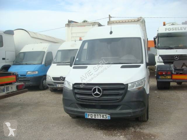 Véhicule utilitaire Mercedes