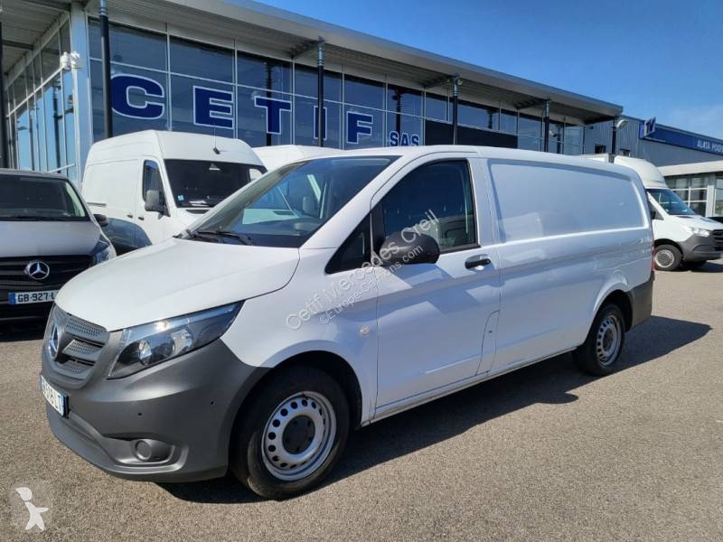 Furgoneta Mercedes