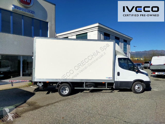 Furgoneta Iveco DAILY 35C16