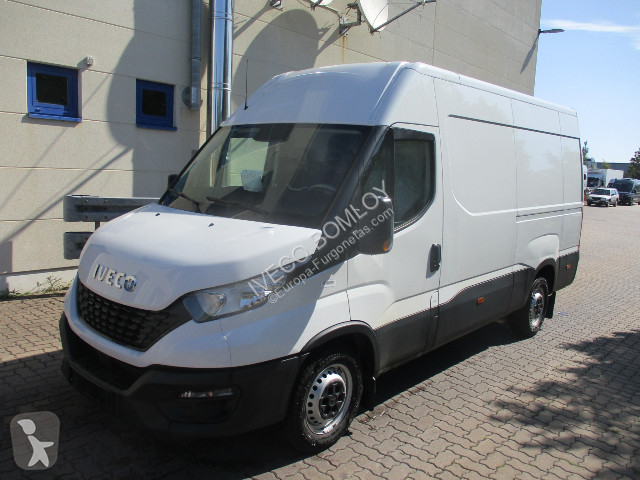 Furgoneta Iveco