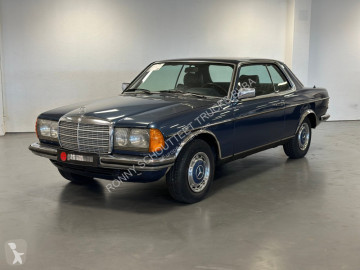 Berlina Mercedes