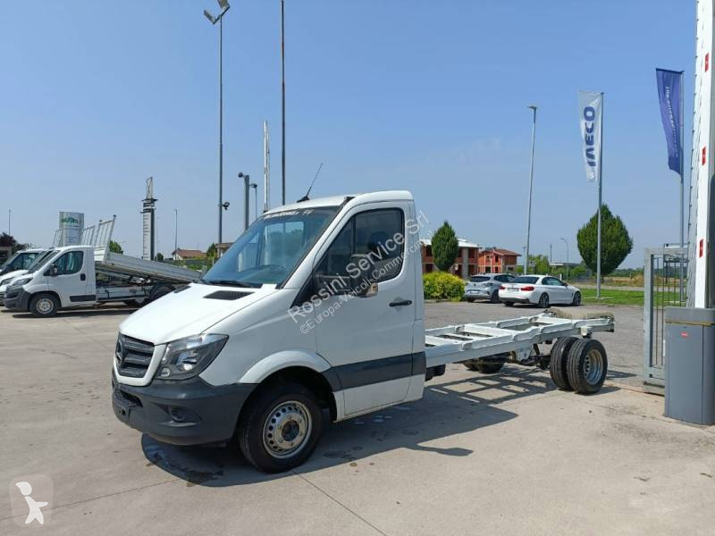 Véhicule utilitaire Mercedes