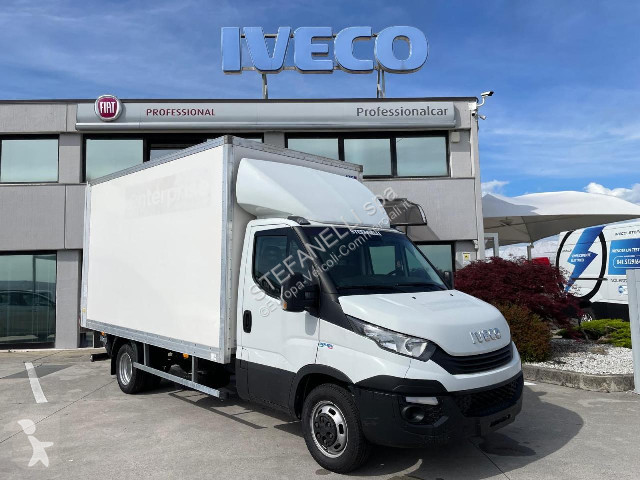 Furgoneta Iveco DAILY 35C16H BOX + SPONDA N