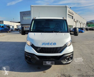 Caja cerrada Iveco