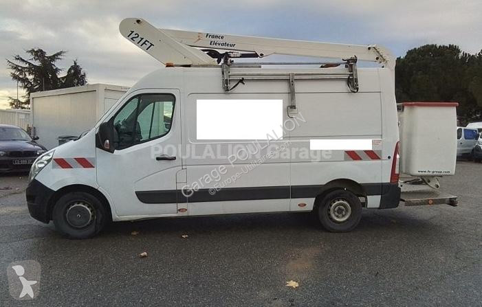 Véhicule utilitaire Renault FOURGON NACELLE...