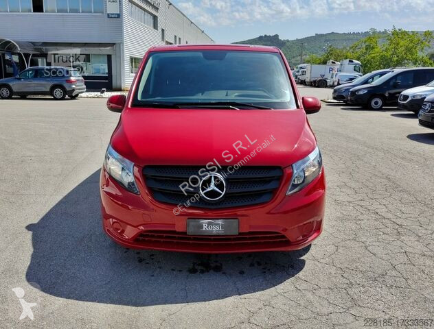 Véhicule utilitaire Mercedes NUOVO VITO 110 F LONG
