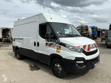 Caja cerrada Iveco